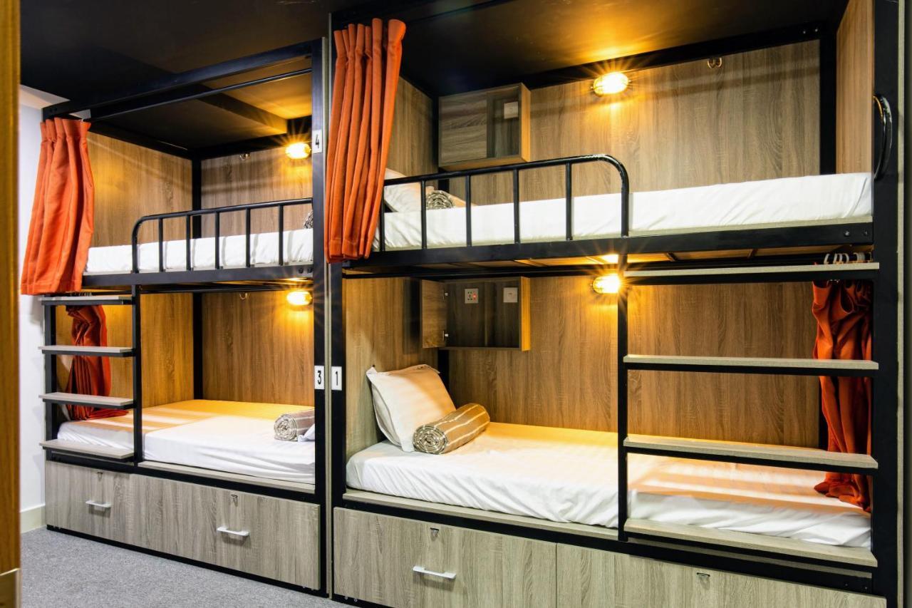 Хостел Base Backpackers Хошимин Экстерьер фото